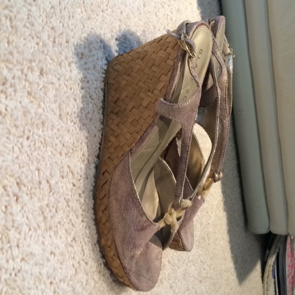 Blake Scott wedge sandals - Picture 2 of 3